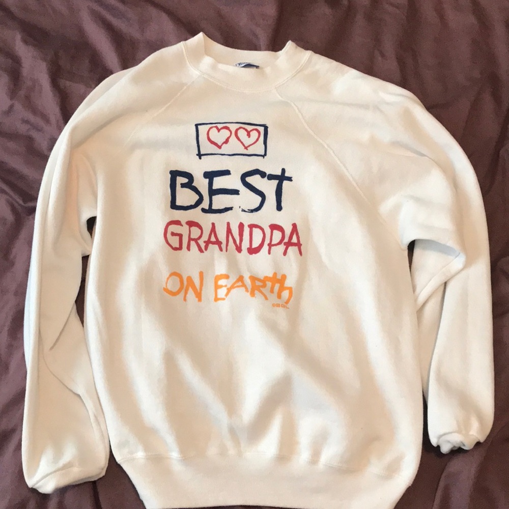 White crew neck sweatshirt